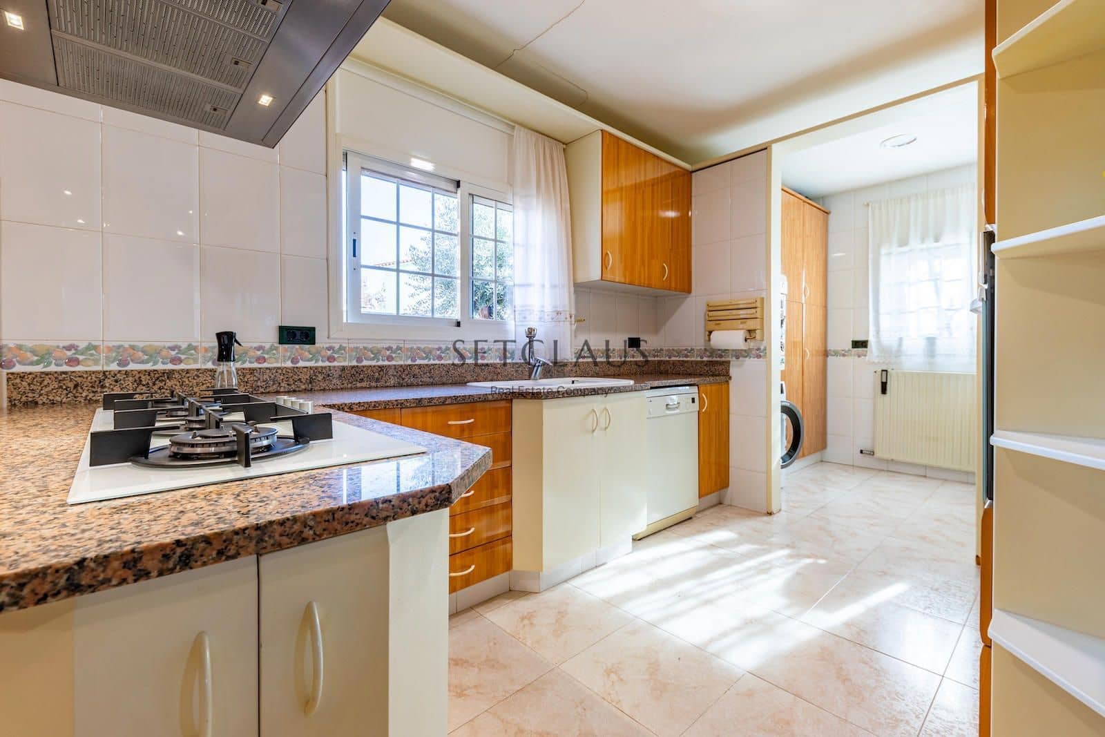 5 soveværelse Villa til salg i Premia de Mar med swimmingpool garage - € 820.000 (Ref: 8734879)