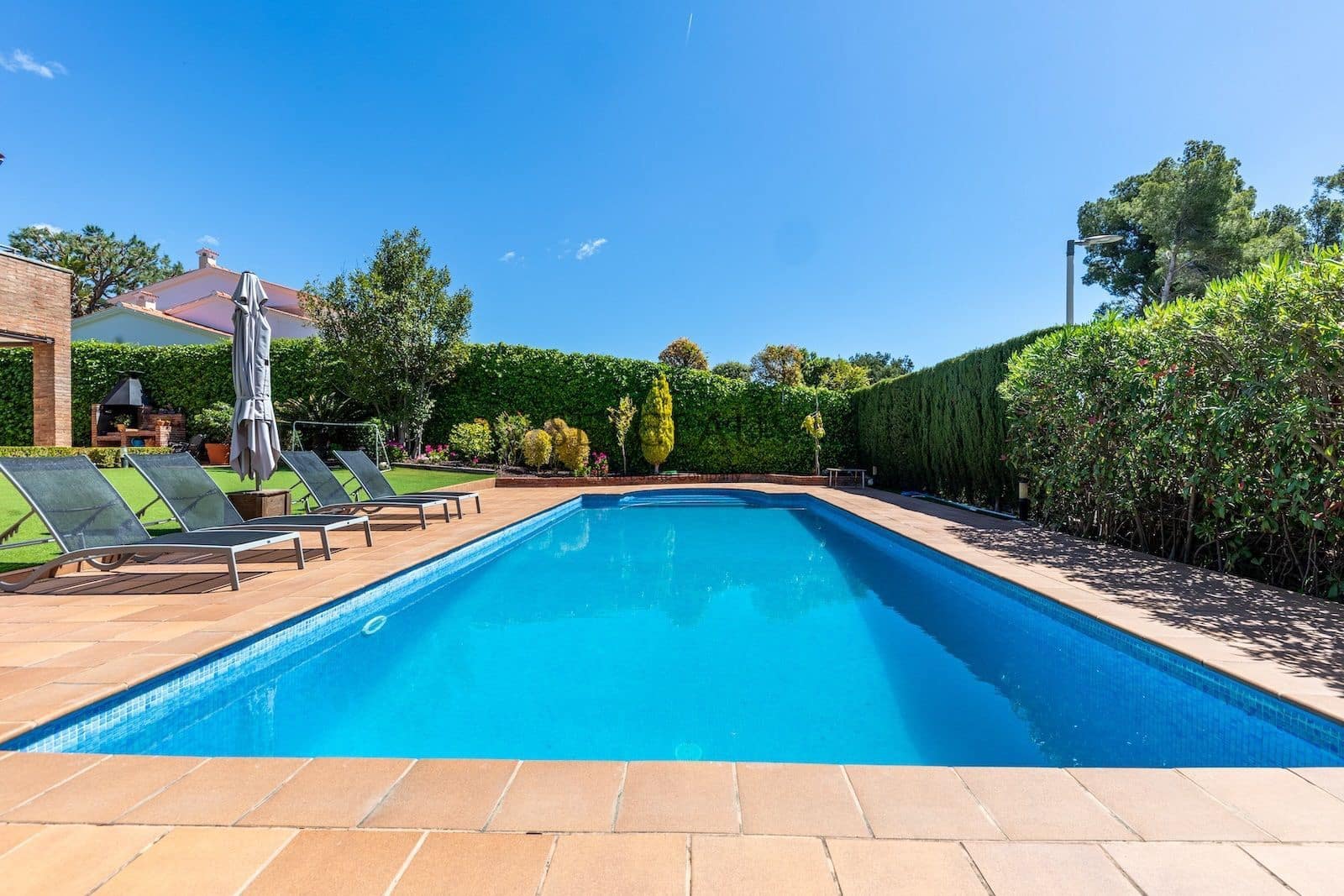 7 sypialnia Willa na sprzedaż w Teia z basenem garażem - 2 450 000 € (Ref: 8743929)