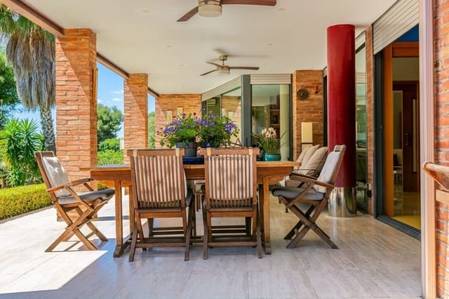 7 soverom Villa til salgs i Teià med svømmebasseng garasje - € 2 450 000 (Ref: 8743929)