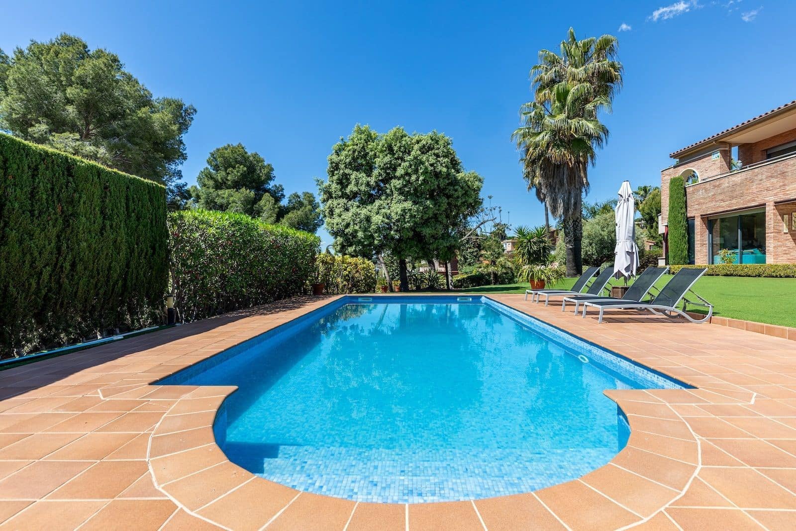 7 sypialnia Willa na sprzedaż w Teia z basenem garażem - 2 450 000 € (Ref: 8743929)