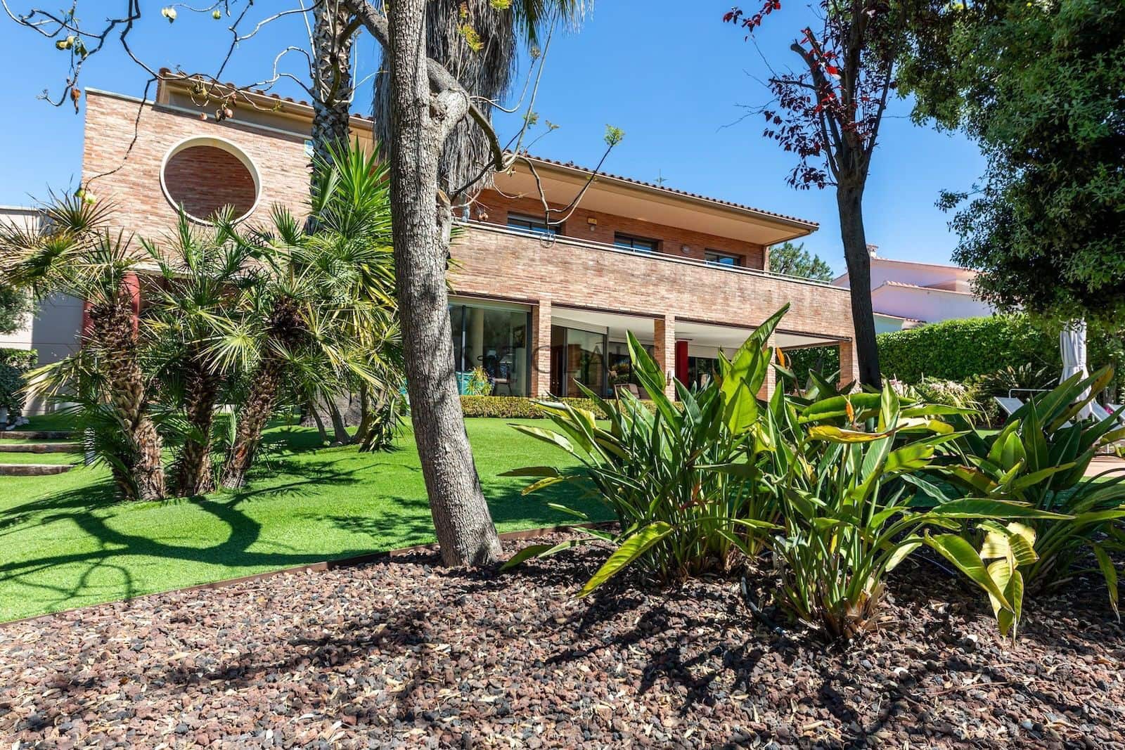 7 sypialnia Willa na sprzedaż w Teia z basenem garażem - 2 450 000 € (Ref: 8743929)