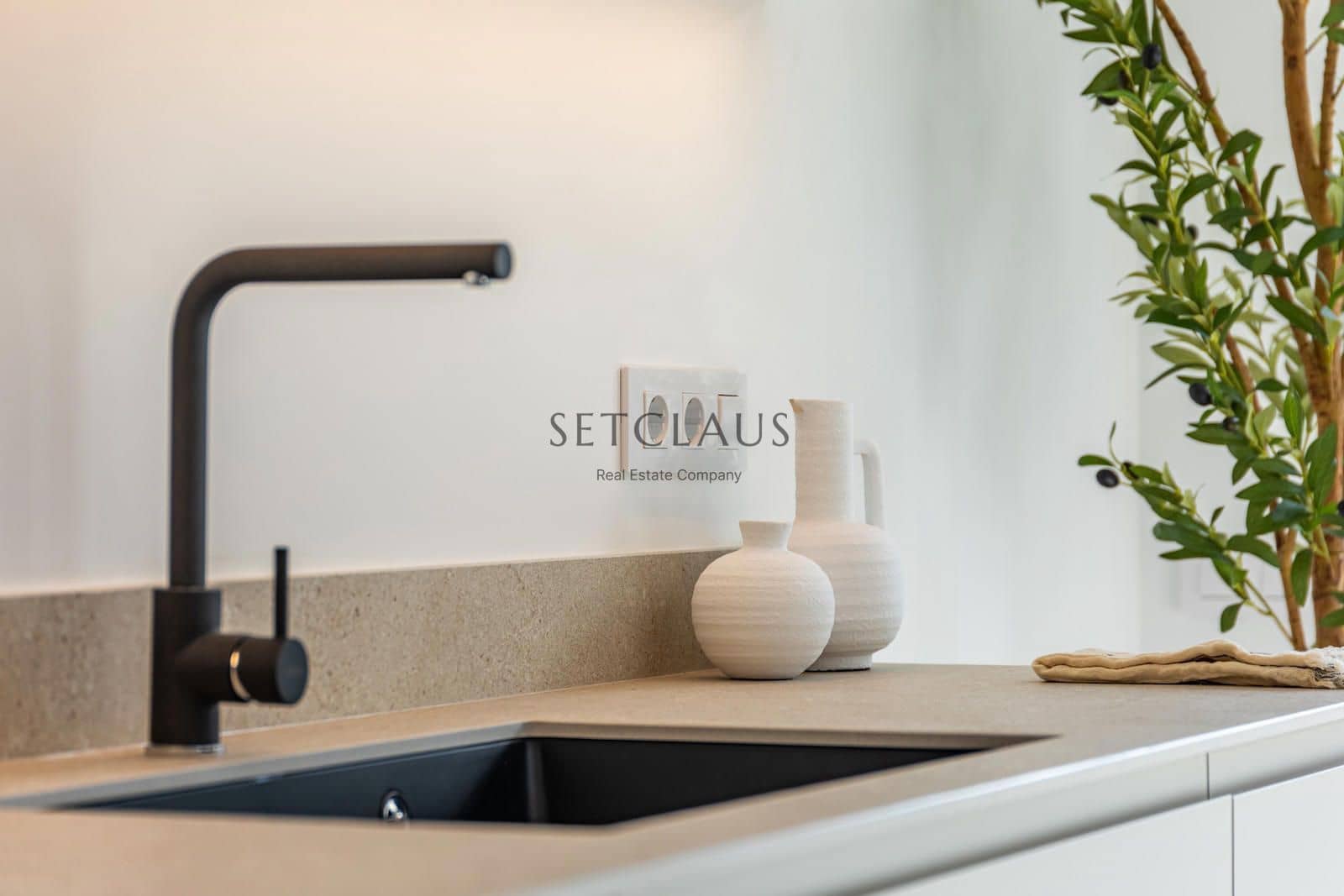 4 soveværelse Villa til salg i Alella med swimmingpool garage - € 1.090.000 (Ref: 8803856)