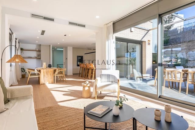 4 sypialnia Willa na sprzedaż w Alella z basenem garażem - 1 090 000 € (Ref: 8803856)