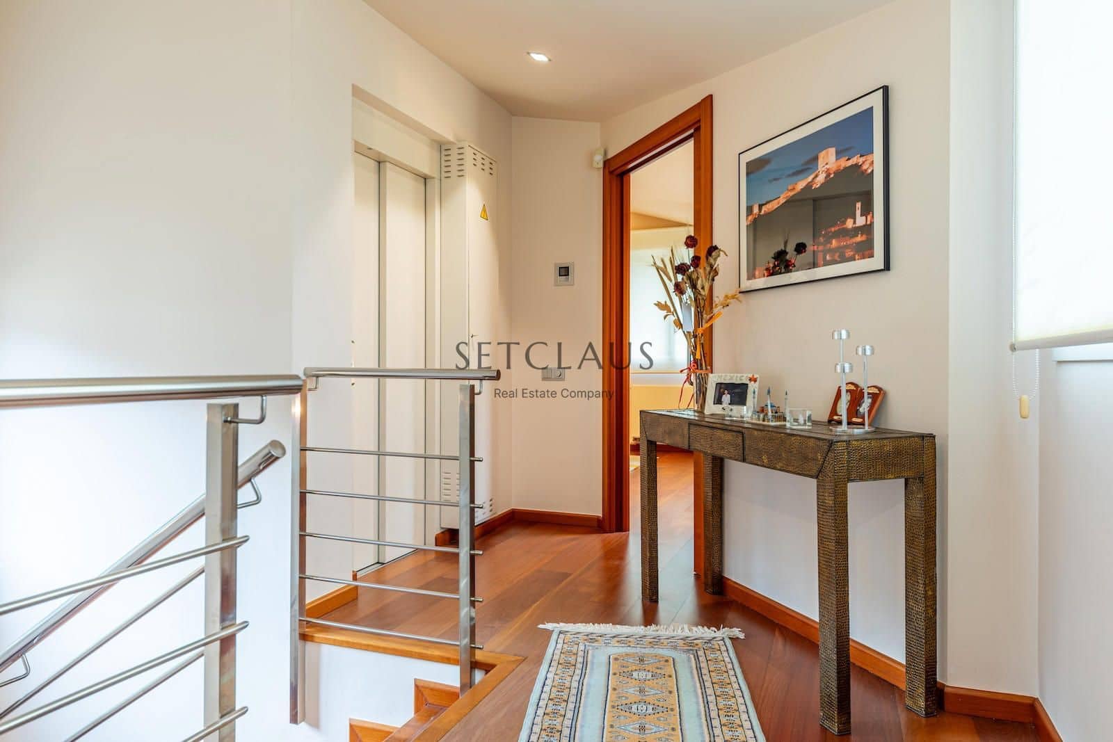 7 soverom Villa til salgs i Vallromanes med svømmebasseng garasje - € 1 900 000 (Ref: 8815055)