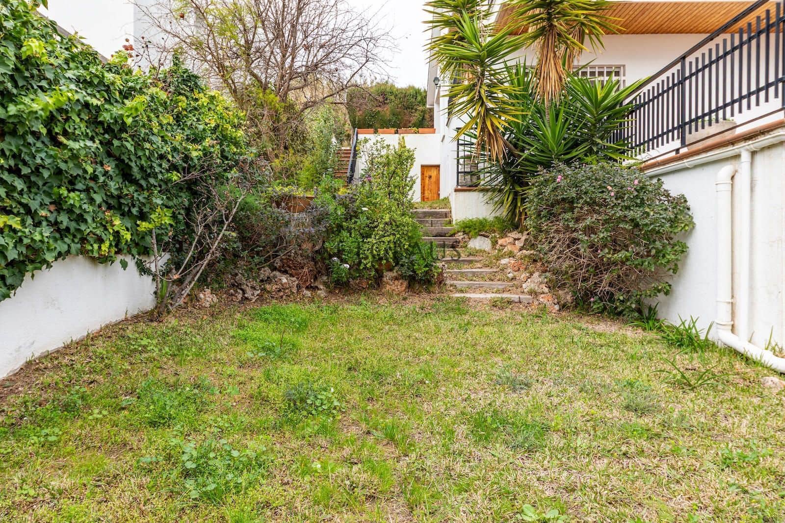 4 soveværelse Villa til salg i El Masnou med garage - € 860.000 (Ref: 8835974)