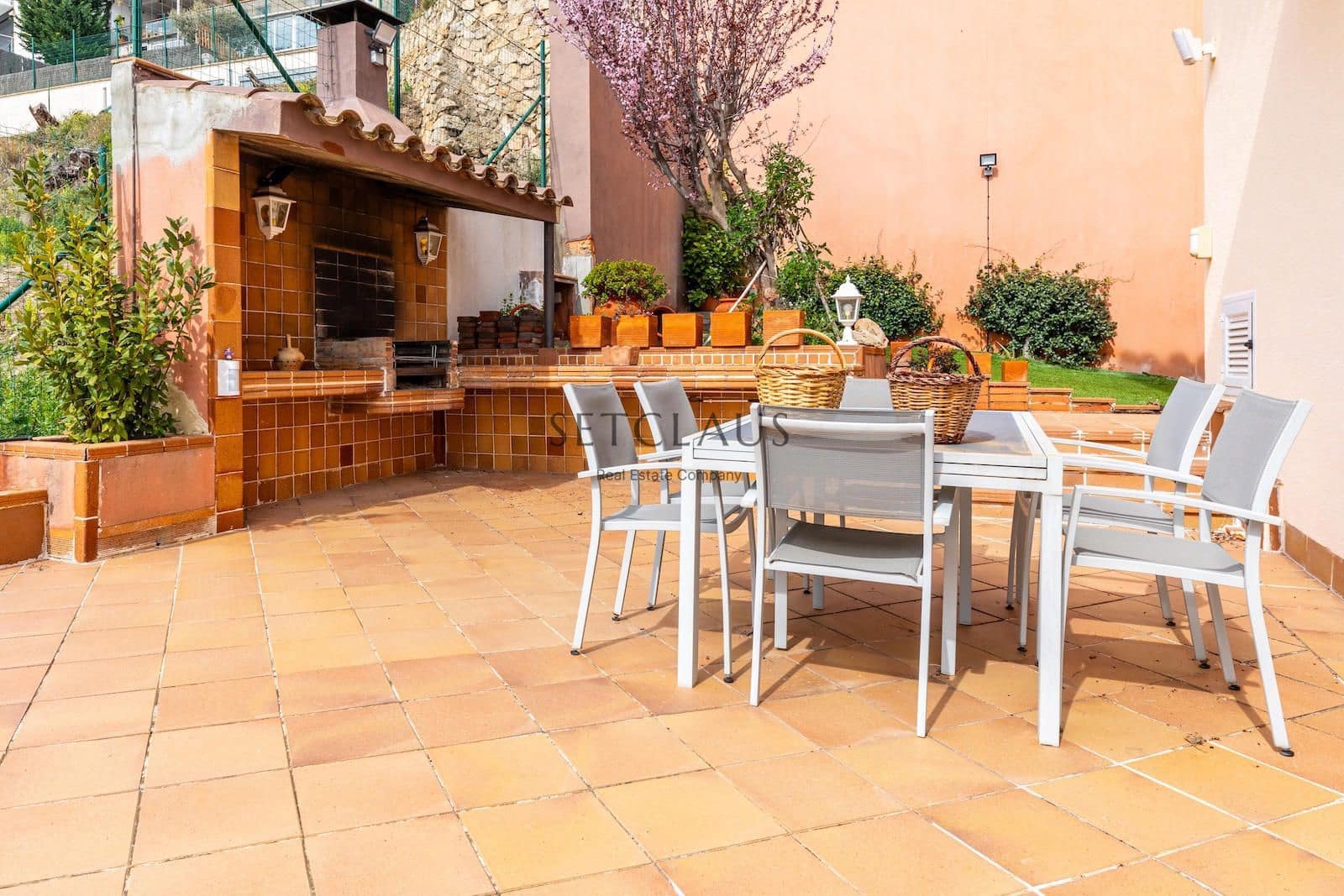 8 soveværelse Villa til salg i Badalona med swimmingpool garage - € 1.850.000 (Ref: 8868644)