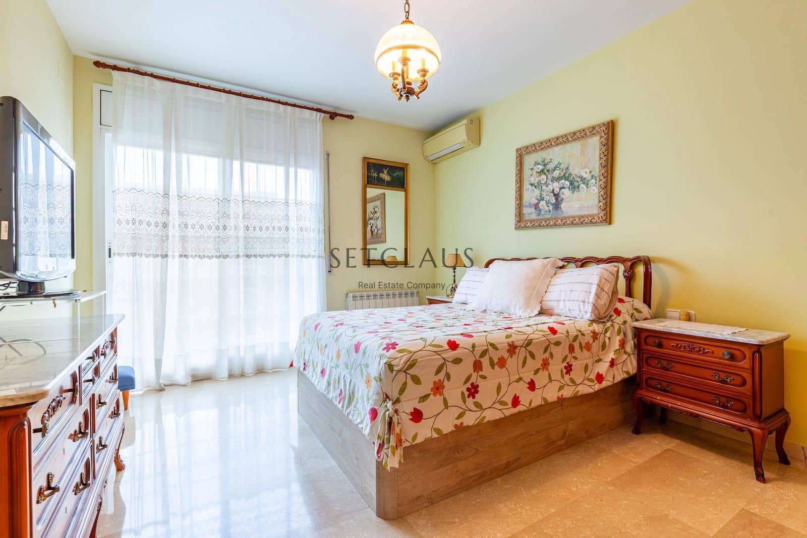 5 soveværelse Villa til salg i Premia de Dalt med swimmingpool garage - € 1.100.000 (Ref: 8873563)