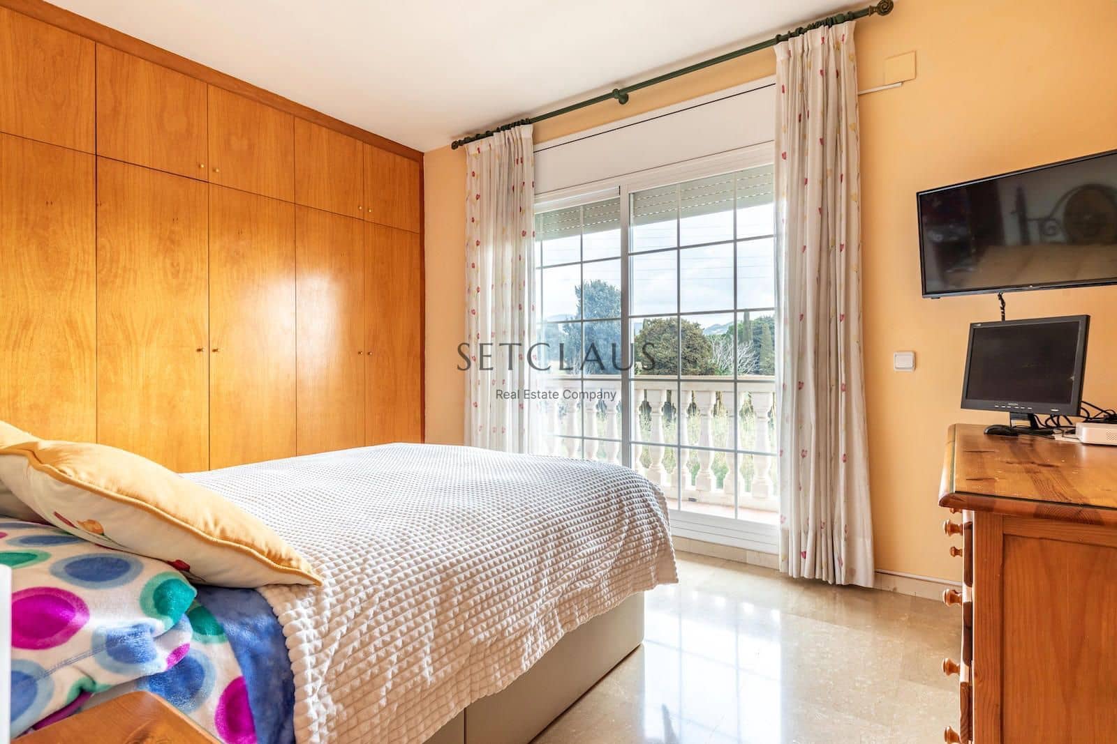 5 soveværelse Villa til salg i Premia de Dalt med swimmingpool garage - € 1.100.000 (Ref: 8873563)