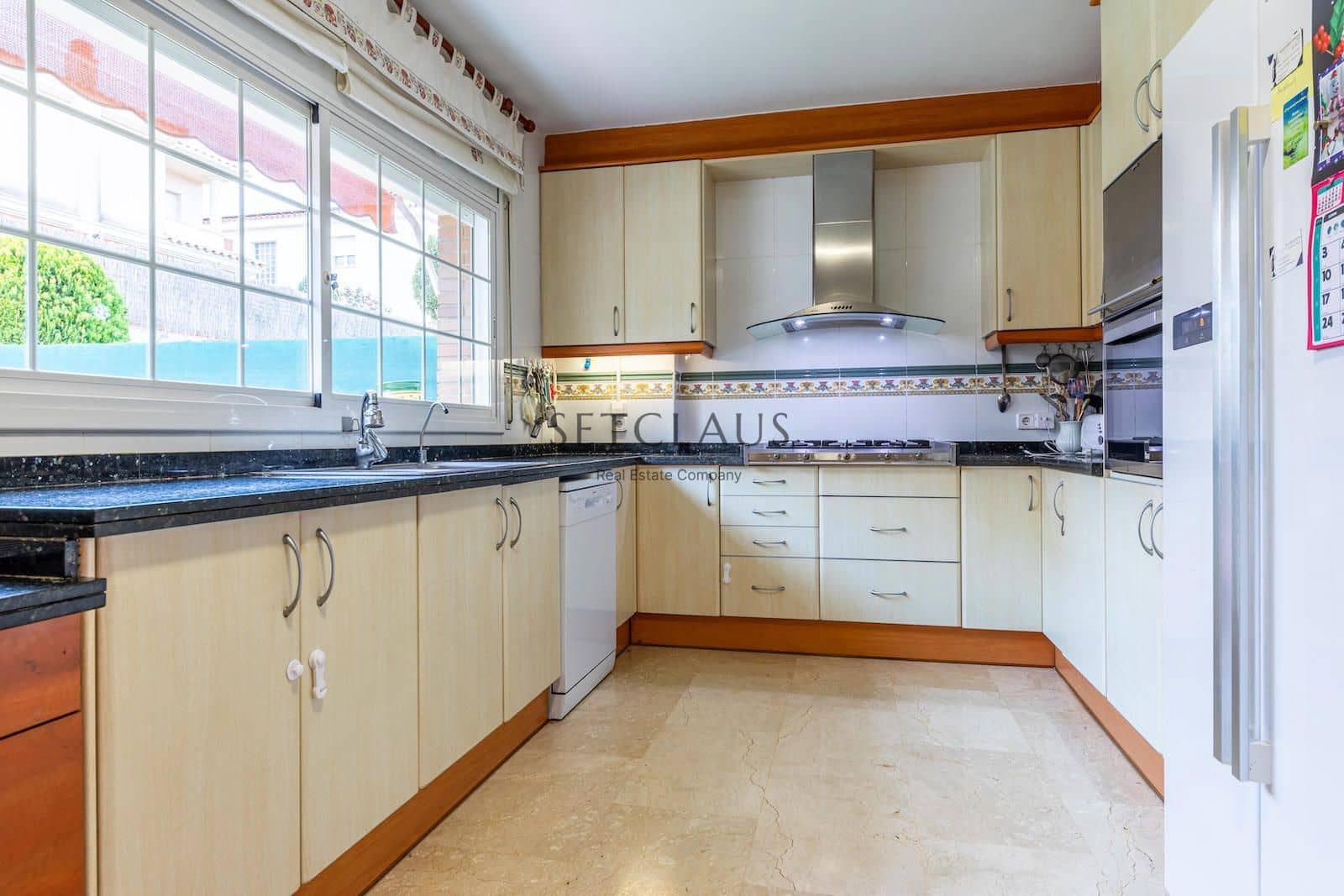 5 soveværelse Villa til salg i Premia de Dalt med swimmingpool garage - € 1.100.000 (Ref: 8873563)