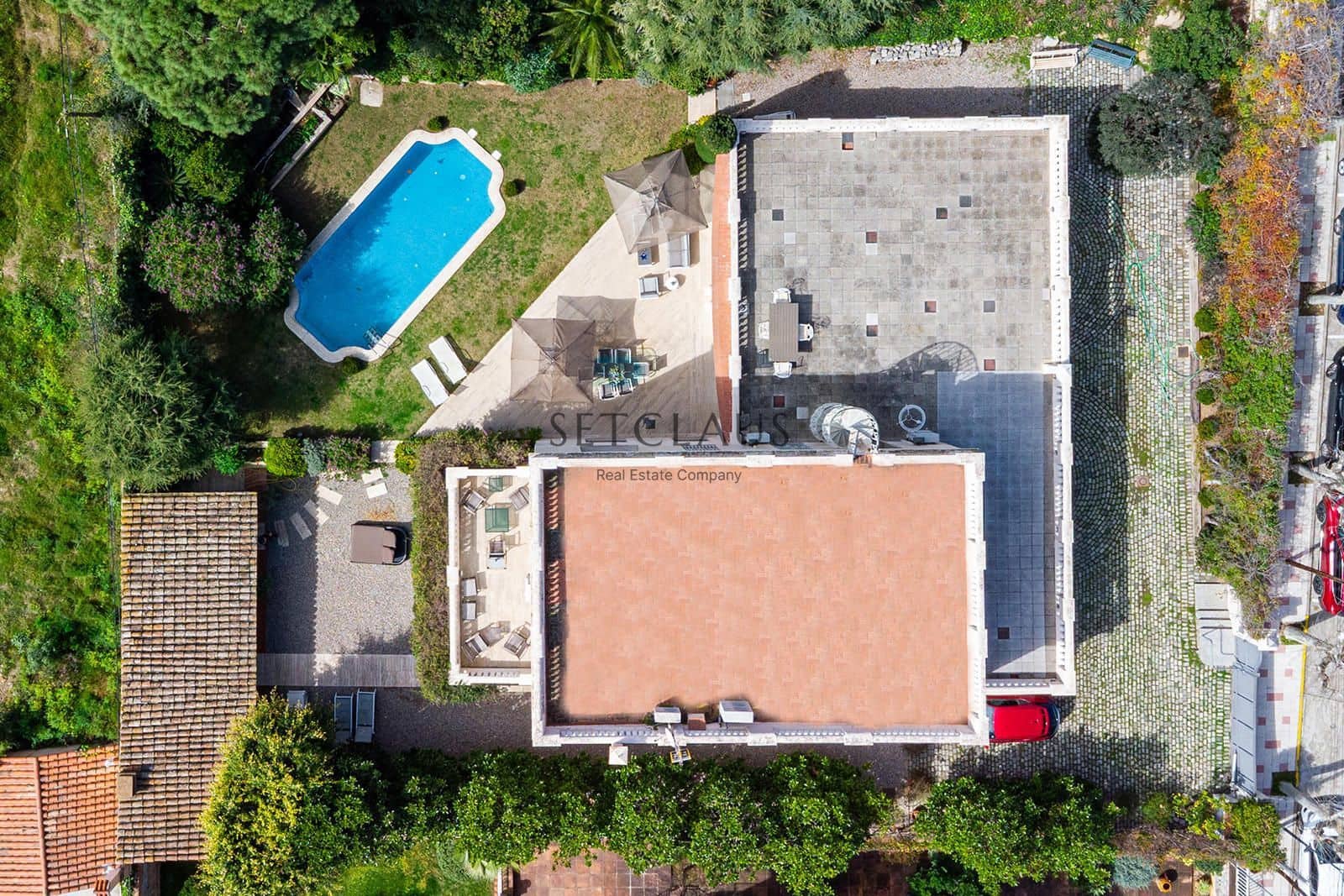 7 soverom Villa til salgs i El Masnou med svømmebasseng garasje - € 1 800 000 (Ref: 8898108)