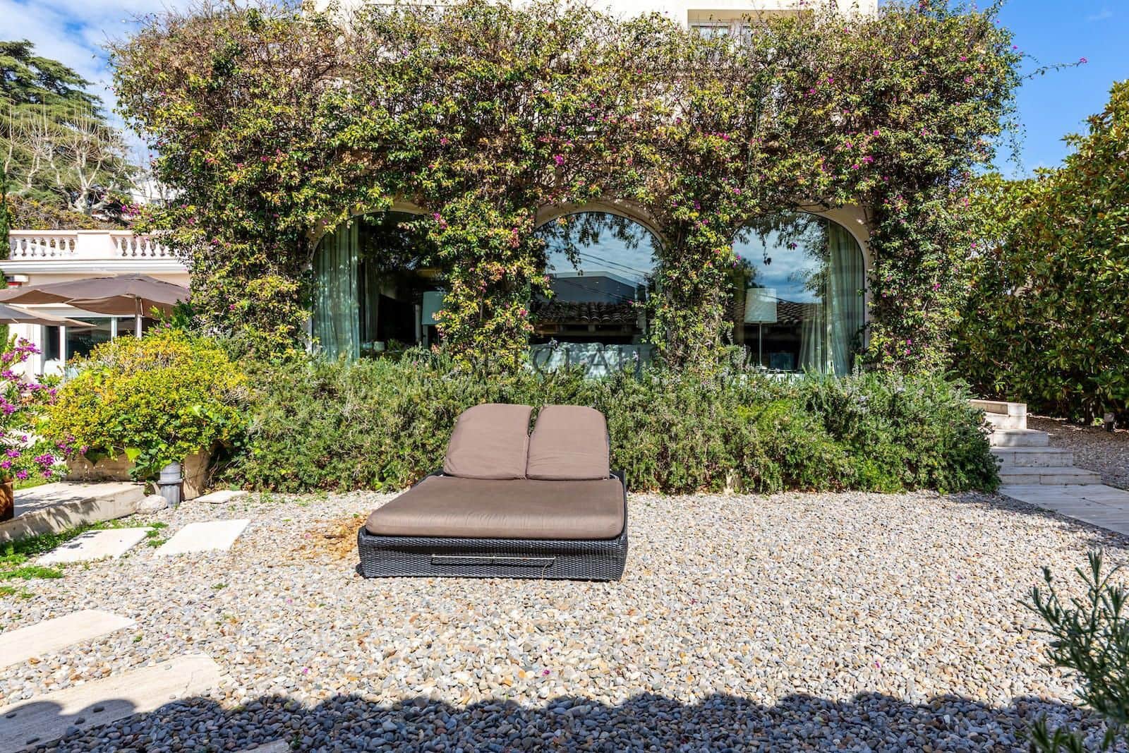 7 soverom Villa til salgs i El Masnou med svømmebasseng garasje - € 1 800 000 (Ref: 8898108)