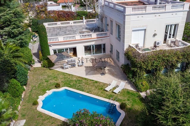 7 soverom Villa til salgs i El Masnou med svømmebasseng garasje - € 1 800 000 (Ref: 8898108)