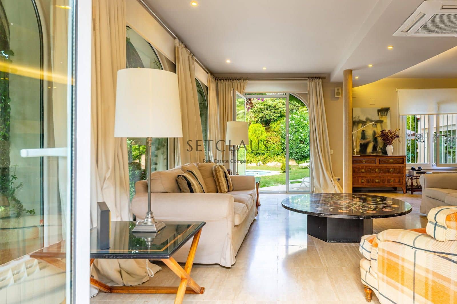 7 soverom Villa til salgs i El Masnou med svømmebasseng garasje - € 1 800 000 (Ref: 8898108)