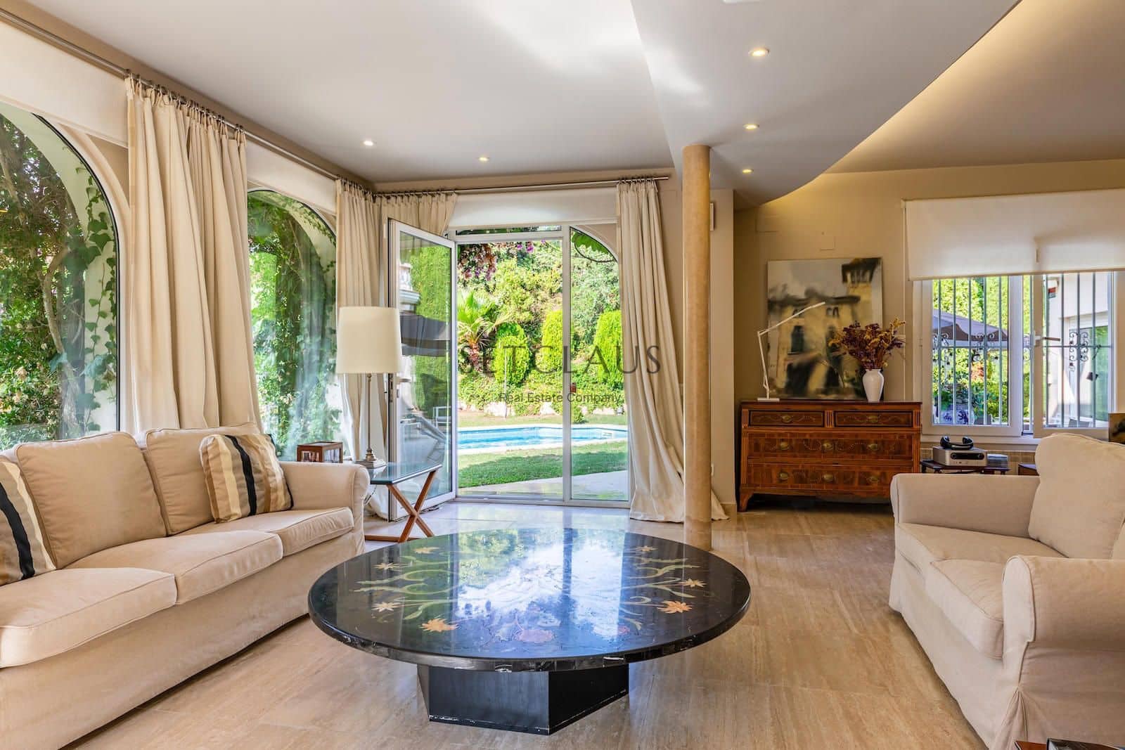 7 soverom Villa til salgs i El Masnou med svømmebasseng garasje - € 1 800 000 (Ref: 8898108)