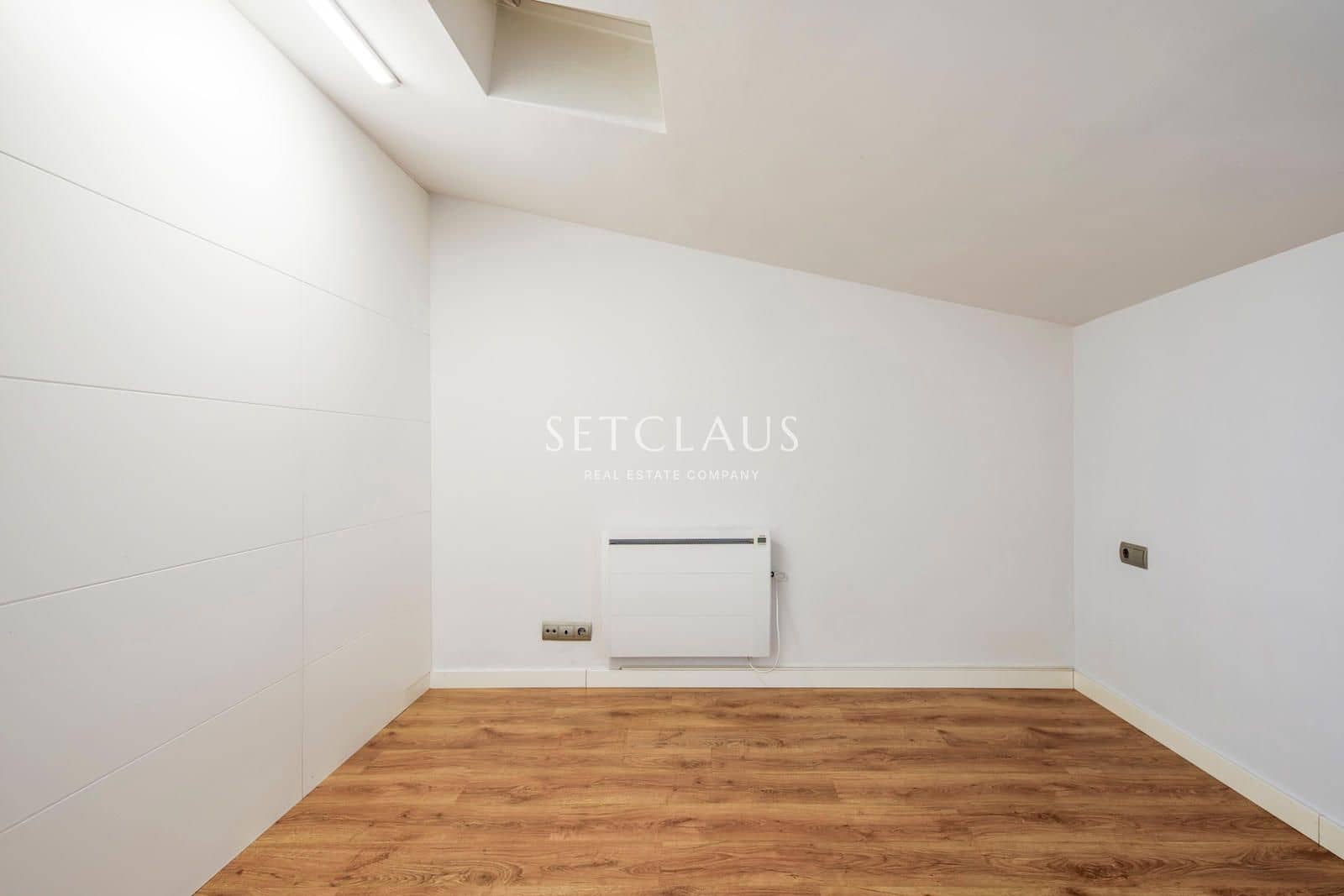 3 Zimmer Penthouse zu vermieten in Tiana mit Pool Garage - 1.900 € (Ref: 8923310)