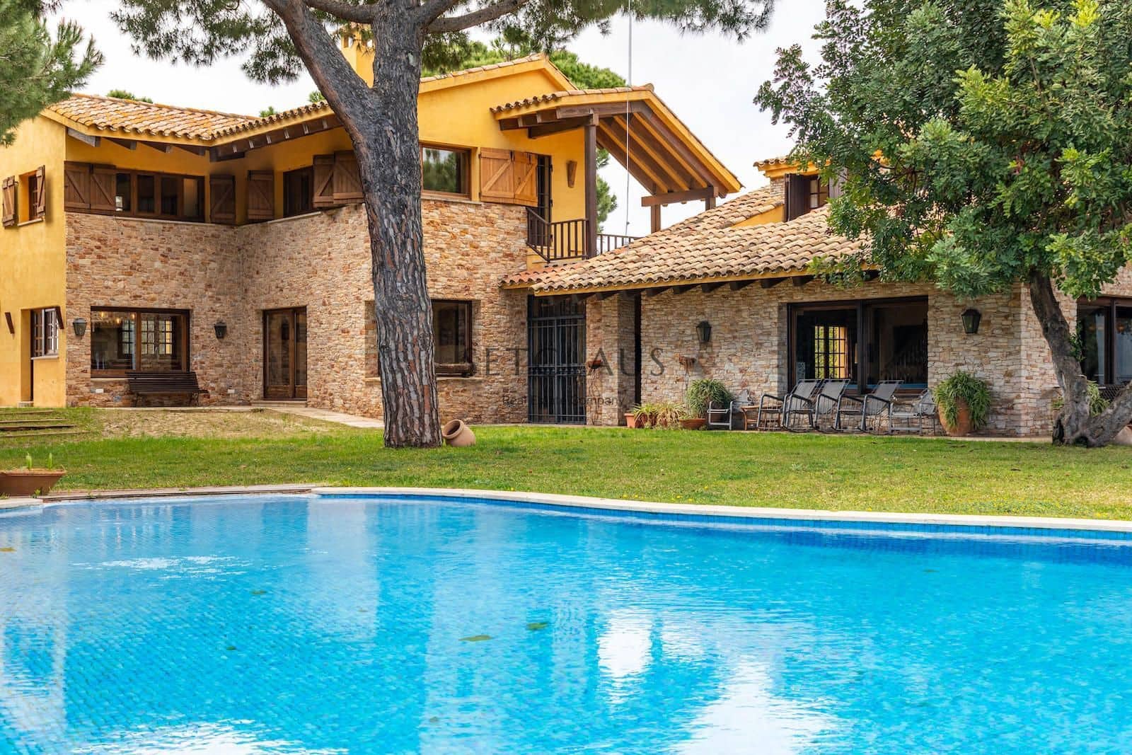 7 soveværelse Villa til leje i Sant Andreu de Llavaneres med swimmingpool - € 7.500 (Ref: 8930554)