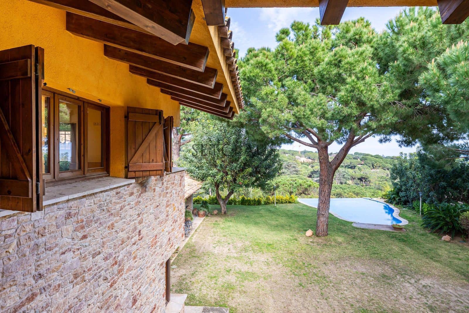 7 soveværelse Villa til leje i Sant Andreu de Llavaneres med swimmingpool - € 7.500 (Ref: 8930554)