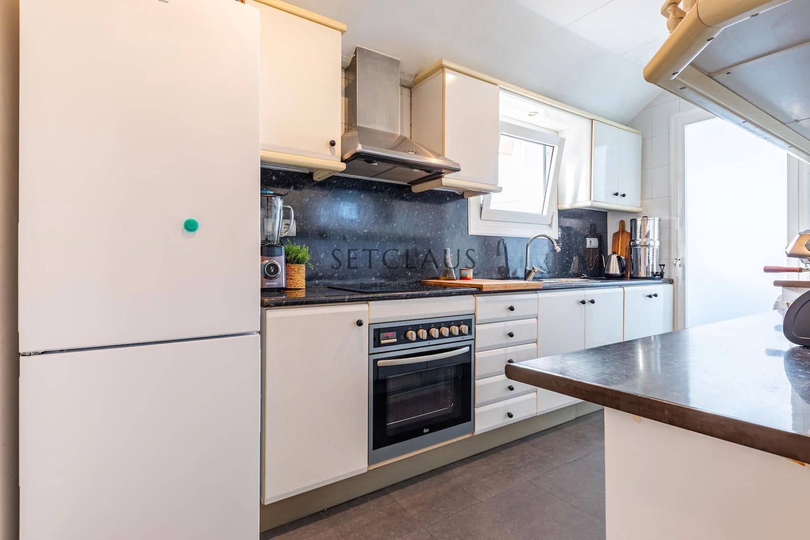 3 soveværelse Lejlighed til salg i Barcelona by - € 1.200.000 (Ref: 8953298)