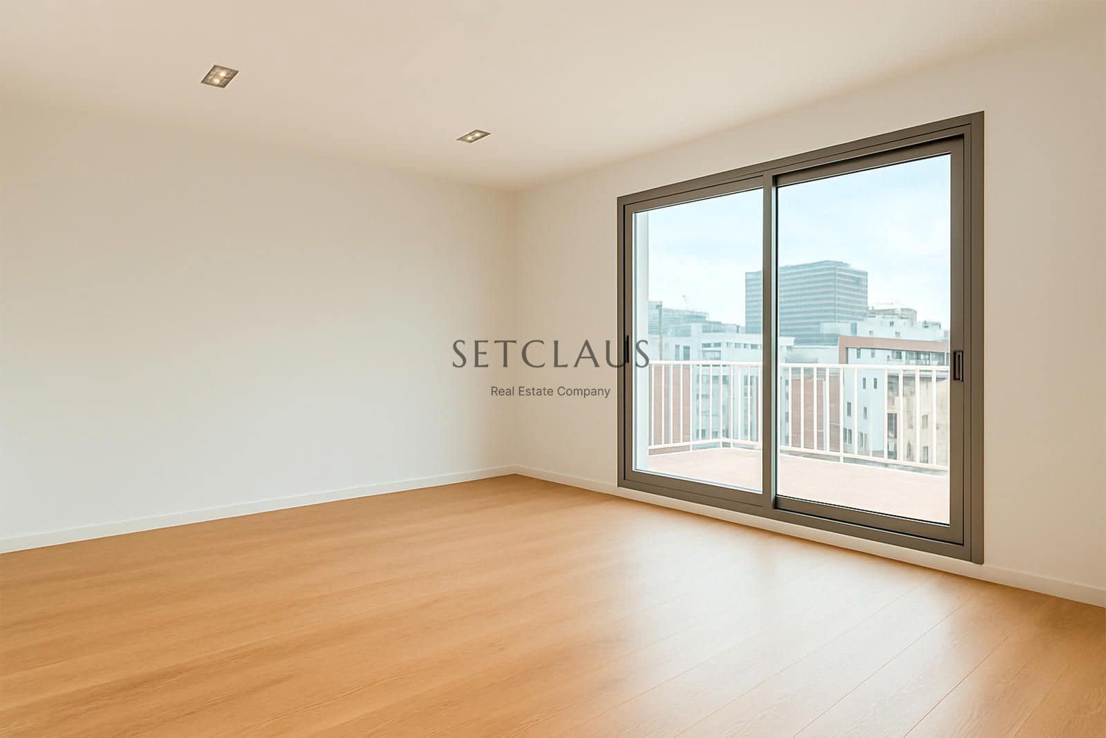 3 soveværelse Lejlighed til salg i Barcelona by - € 1.200.000 (Ref: 8953298)