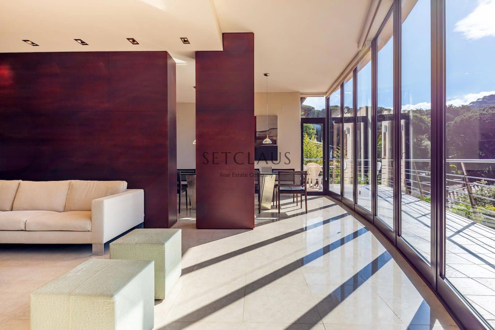 5 soveværelse Villa til salg i Vallromanes med swimmingpool garage - € 1.495.000 (Ref: 8969007)