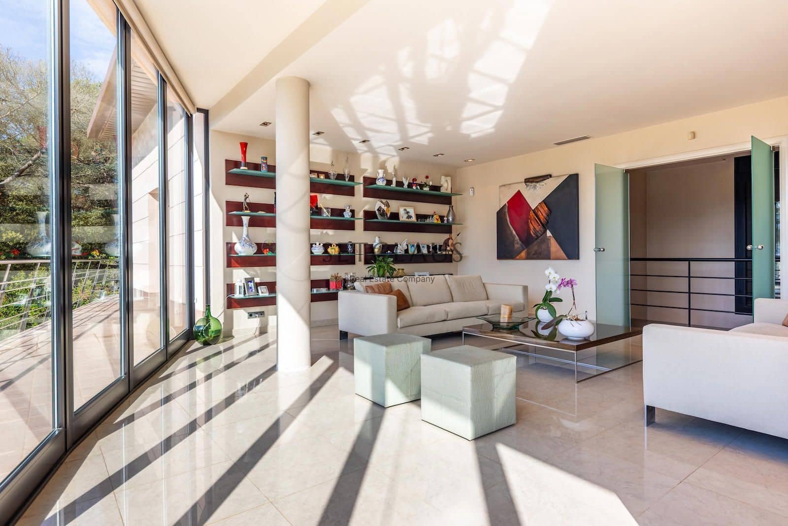 5 soveværelse Villa til salg i Vallromanes med swimmingpool garage - € 1.495.000 (Ref: 8969007)