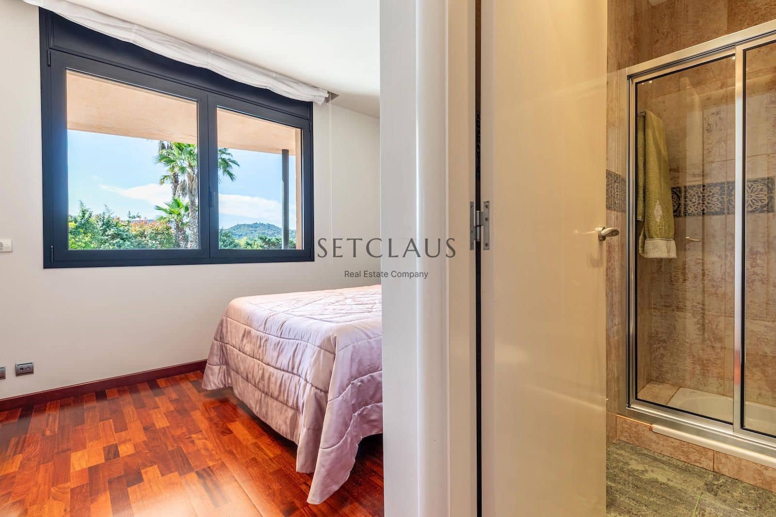 5 soveværelse Villa til salg i Vallromanes med swimmingpool garage - € 1.495.000 (Ref: 8969007)