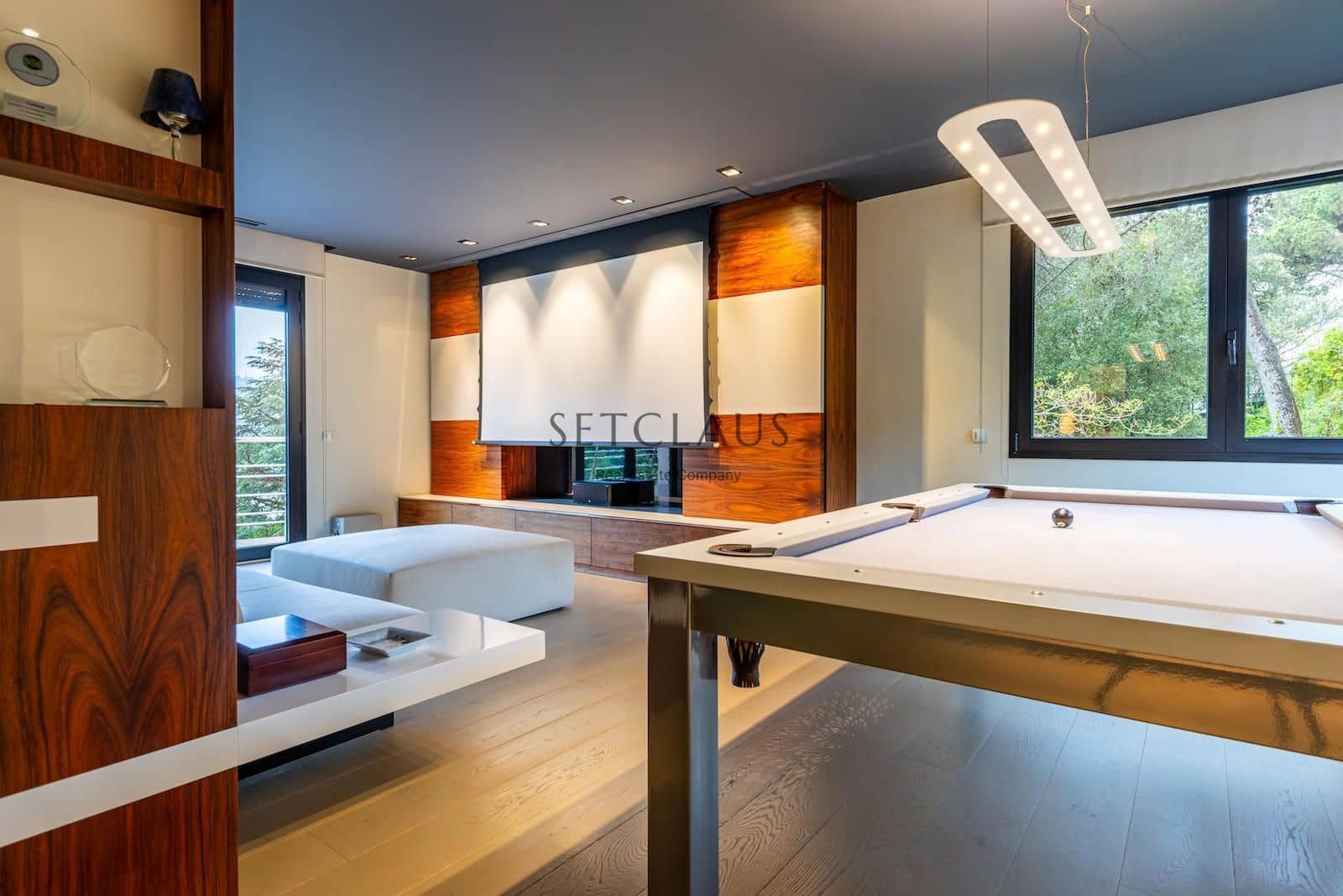 5 soveværelse Villa til salg i Vallromanes med swimmingpool garage - € 1.495.000 (Ref: 8969007)