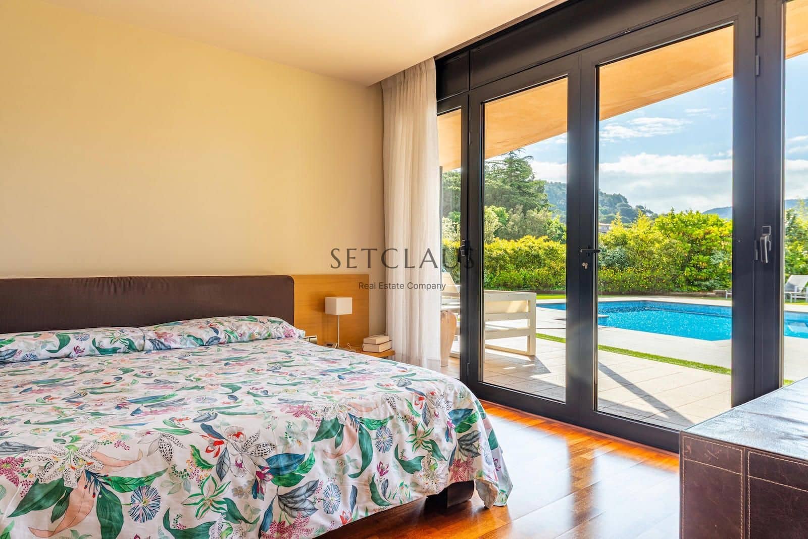 5 soveværelse Villa til salg i Vallromanes med swimmingpool garage - € 1.495.000 (Ref: 8969007)