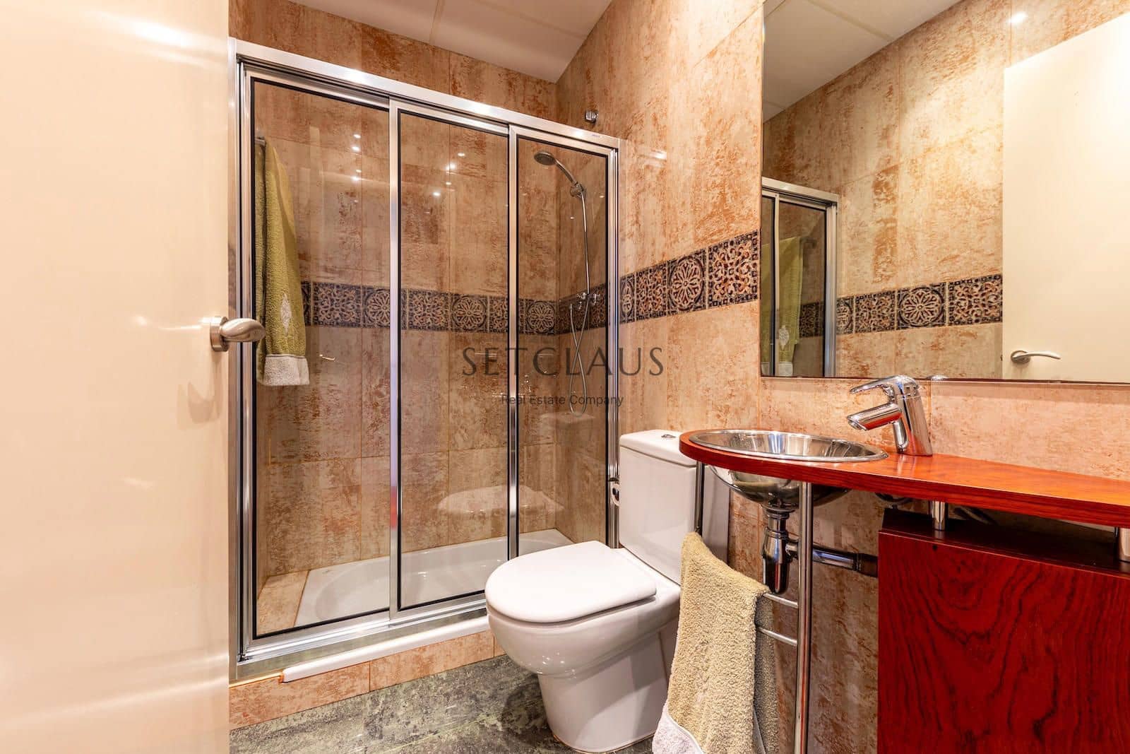 5 soveværelse Villa til salg i Vallromanes med swimmingpool garage - € 1.495.000 (Ref: 8969007)