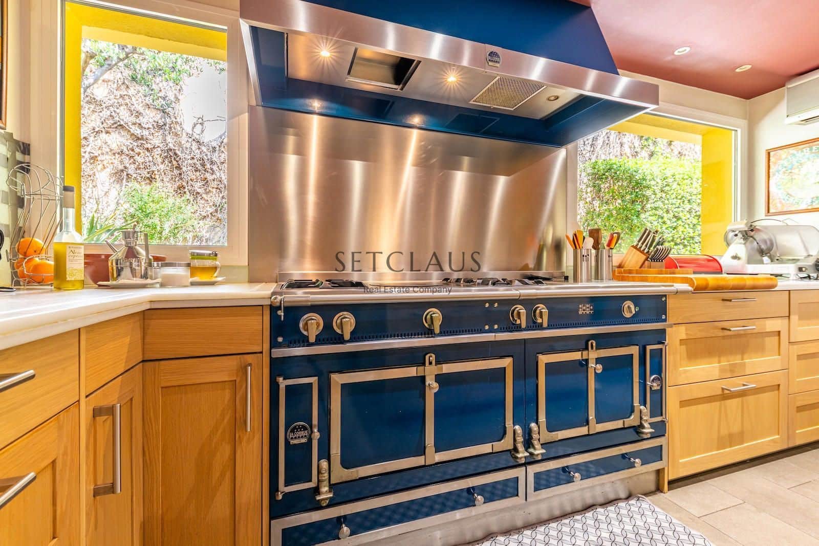 10 soveværelse Villa til salg i Badalona med swimmingpool garage - € 1.600.000 (Ref: 9002518)