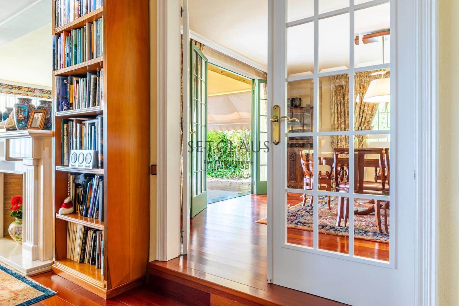 10 soveværelse Villa til salg i Badalona med swimmingpool garage - € 1.600.000 (Ref: 9002518)