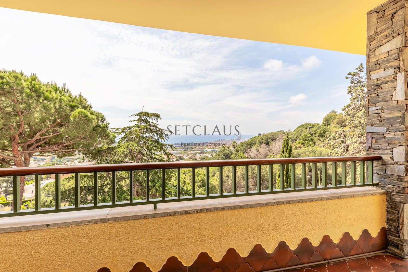 10 soveværelse Villa til salg i Badalona med swimmingpool garage - € 1.600.000 (Ref: 9002518)