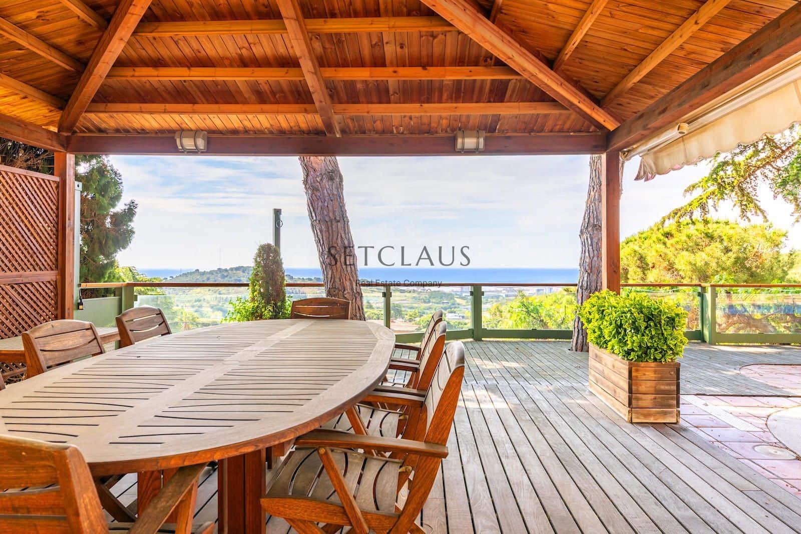 10 soveværelse Villa til salg i Badalona med swimmingpool garage - € 1.600.000 (Ref: 9002518)