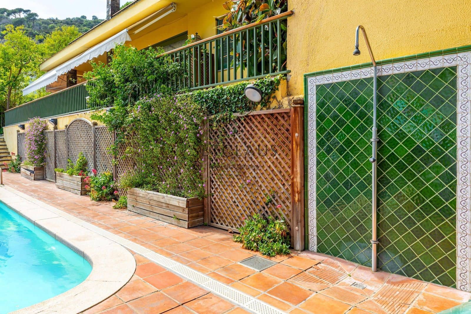 10 soveværelse Villa til salg i Badalona med swimmingpool garage - € 1.600.000 (Ref: 9002518)