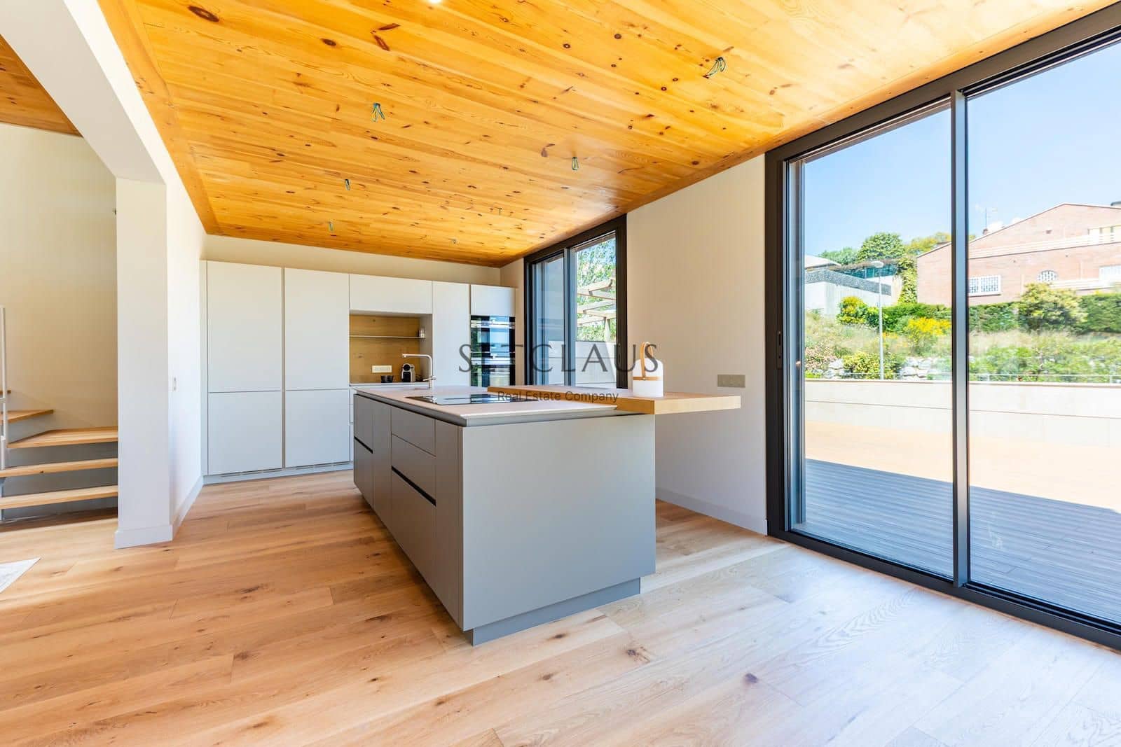 3 Zimmer Villa zu verkaufen in Tiana mit Pool Garage - 1.050.000 € (Ref: 9004014)