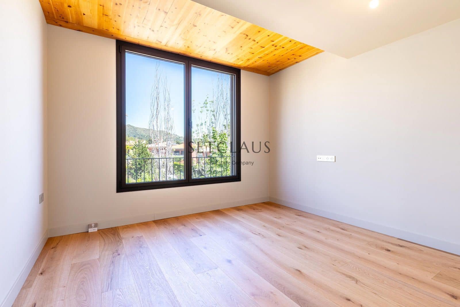 3 Zimmer Villa zu verkaufen in Tiana mit Pool Garage - 1.050.000 € (Ref: 9004014)