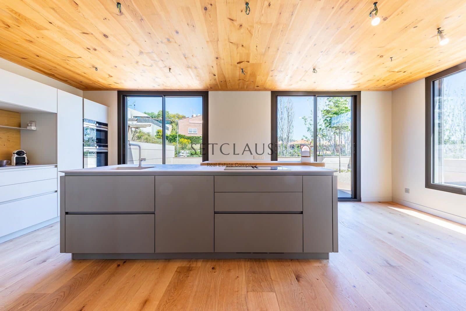 3 Zimmer Villa zu verkaufen in Tiana mit Pool Garage - 1.050.000 € (Ref: 9004014)