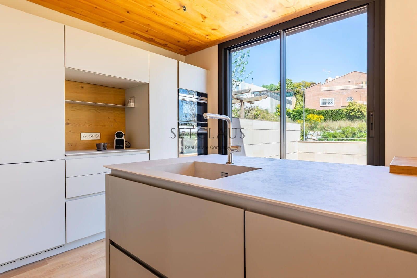 3 Zimmer Villa zu verkaufen in Tiana mit Pool Garage - 1.050.000 € (Ref: 9004014)