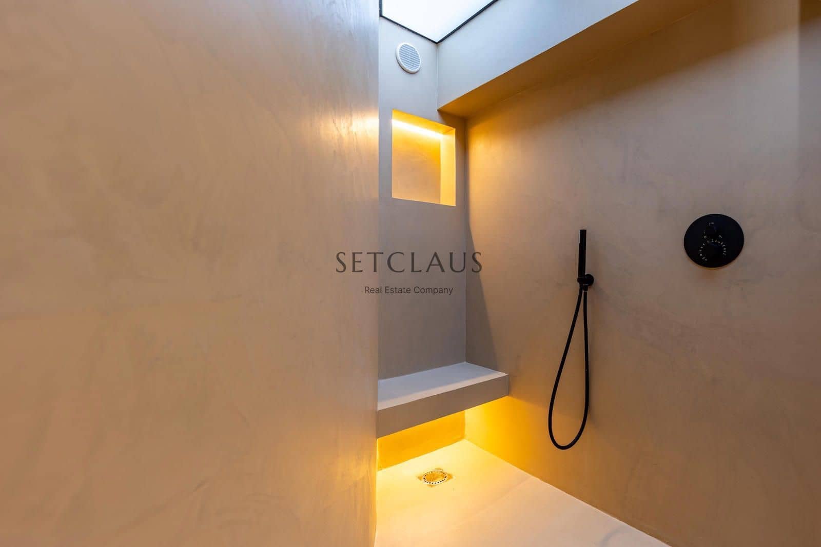 2 soveværelse Lejlighed til salg i Montgat med swimmingpool garage - € 660.000 (Ref: 9005994)