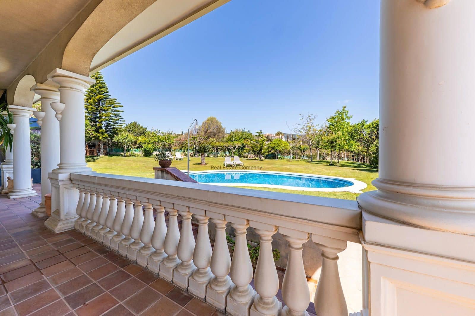 5 soverom Villa til salgs i Alella med svømmebasseng garasje - € 1 090 000 (Ref: 9009365)