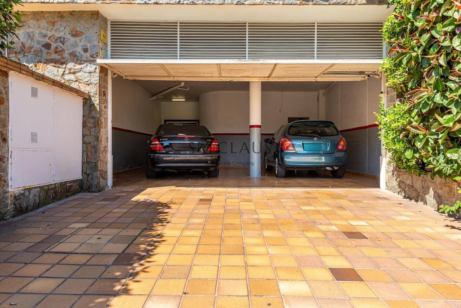 5 soverom Villa til salgs i Alella med svømmebasseng garasje - € 1 090 000 (Ref: 9009365)