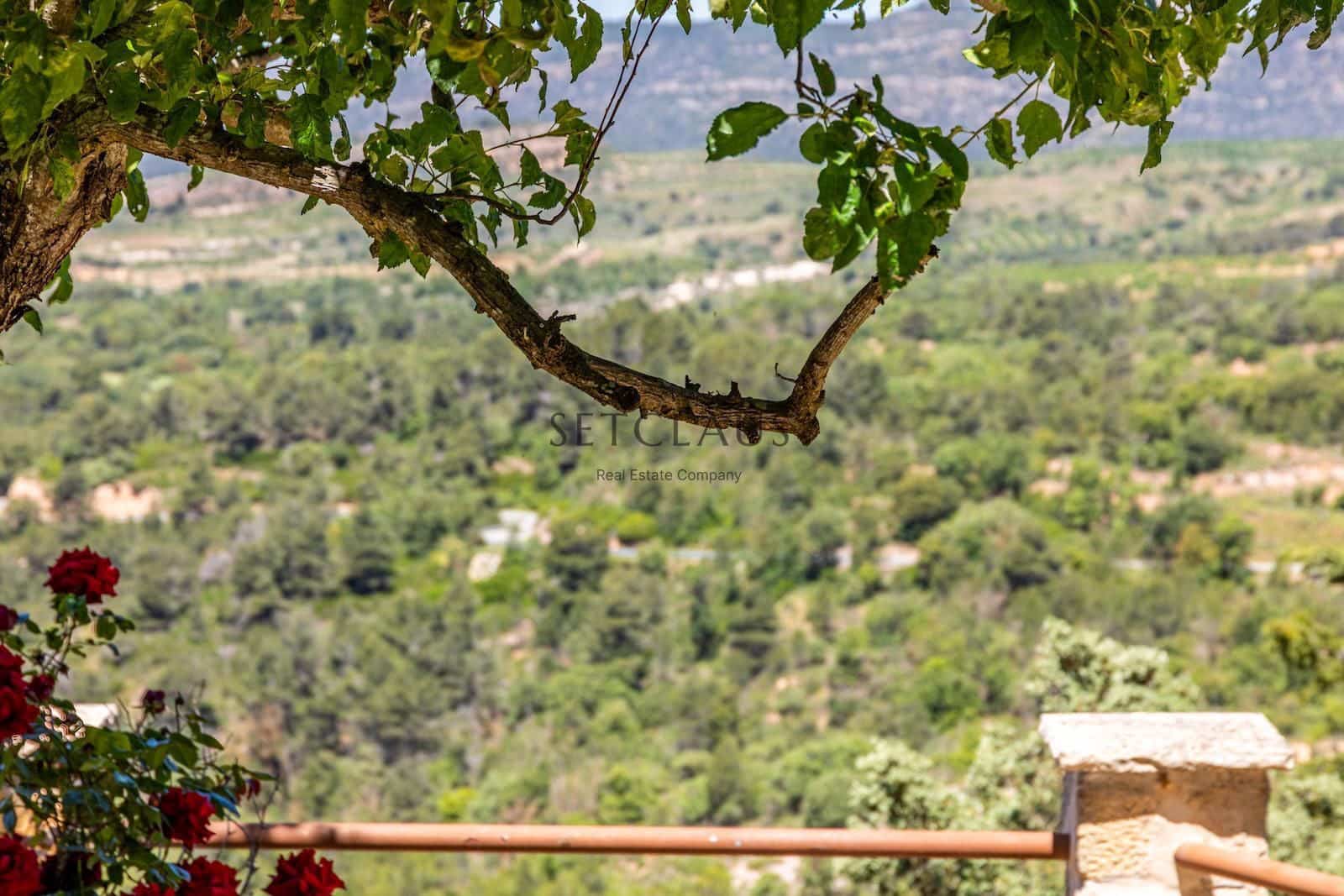 9 soveværelse Villa til salg i Cornudella de Montsant - € 589.000 (Ref: 9025544)