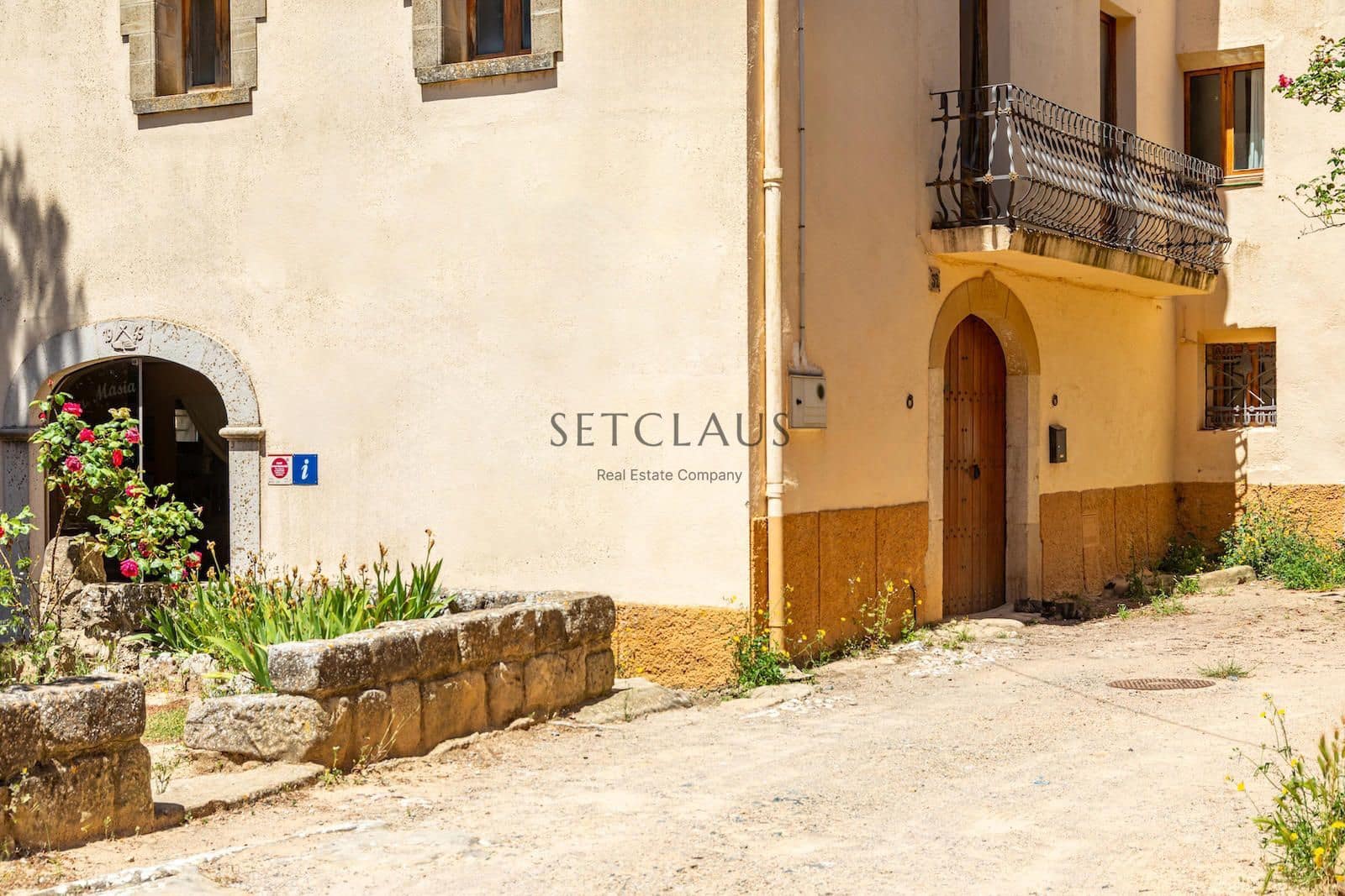 9 soveværelse Villa til salg i Cornudella de Montsant - € 589.000 (Ref: 9025544)