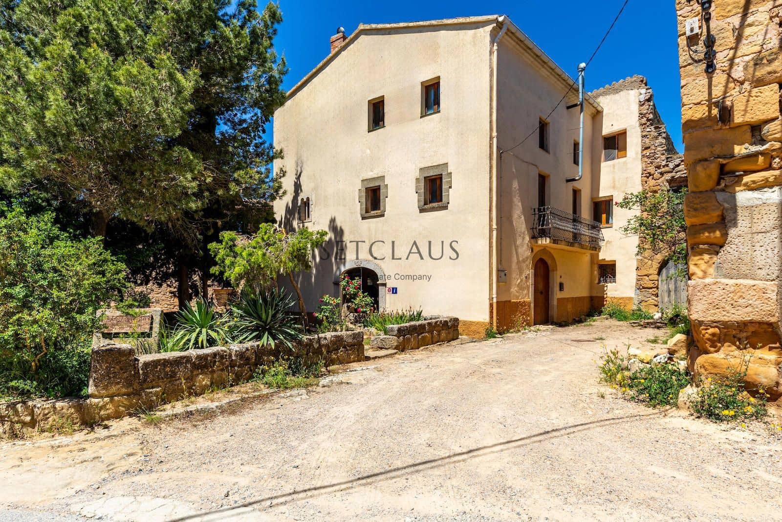 9 soveværelse Villa til salg i Cornudella de Montsant - € 589.000 (Ref: 9025544)