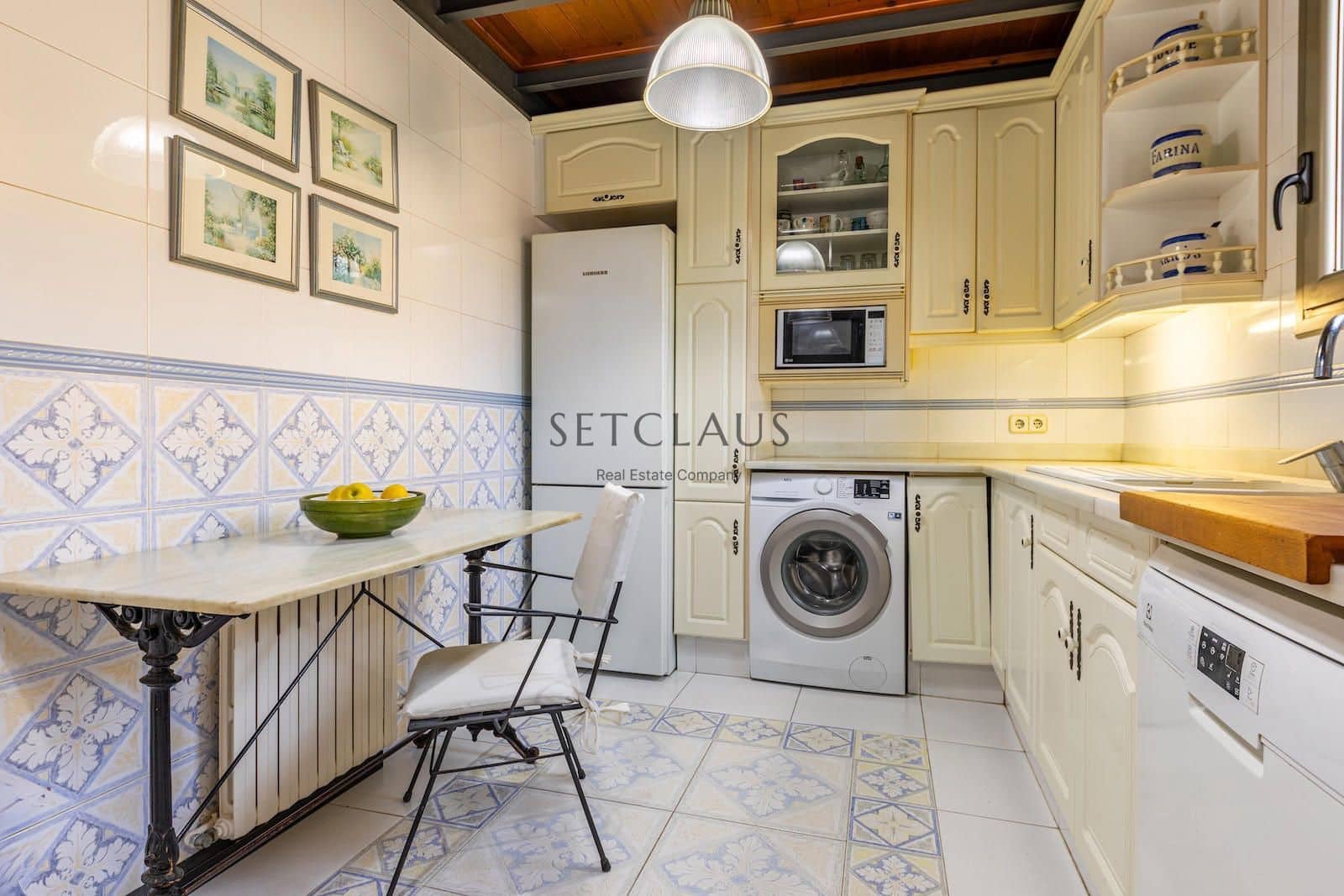 4 bedroom Villa for sale in Teia with pool garage - € 770,000 (Ref: 9035542)