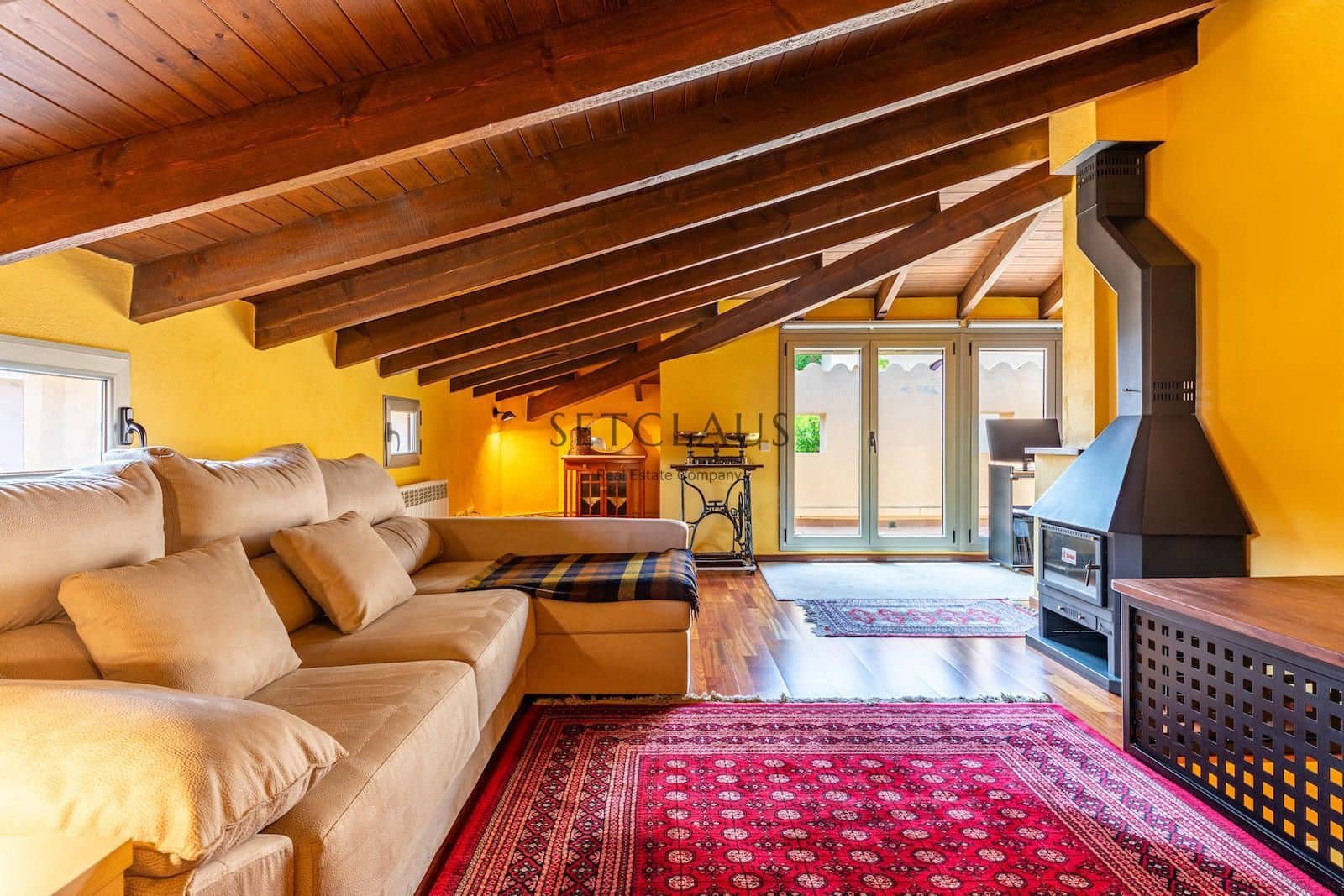 4 bedroom Villa for sale in Teia with pool garage - € 770,000 (Ref: 9035542)