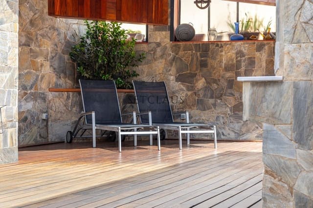 4 soverom Villa til salgs i Teià med svømmebasseng garasje - € 770 000 (Ref: 9035542)