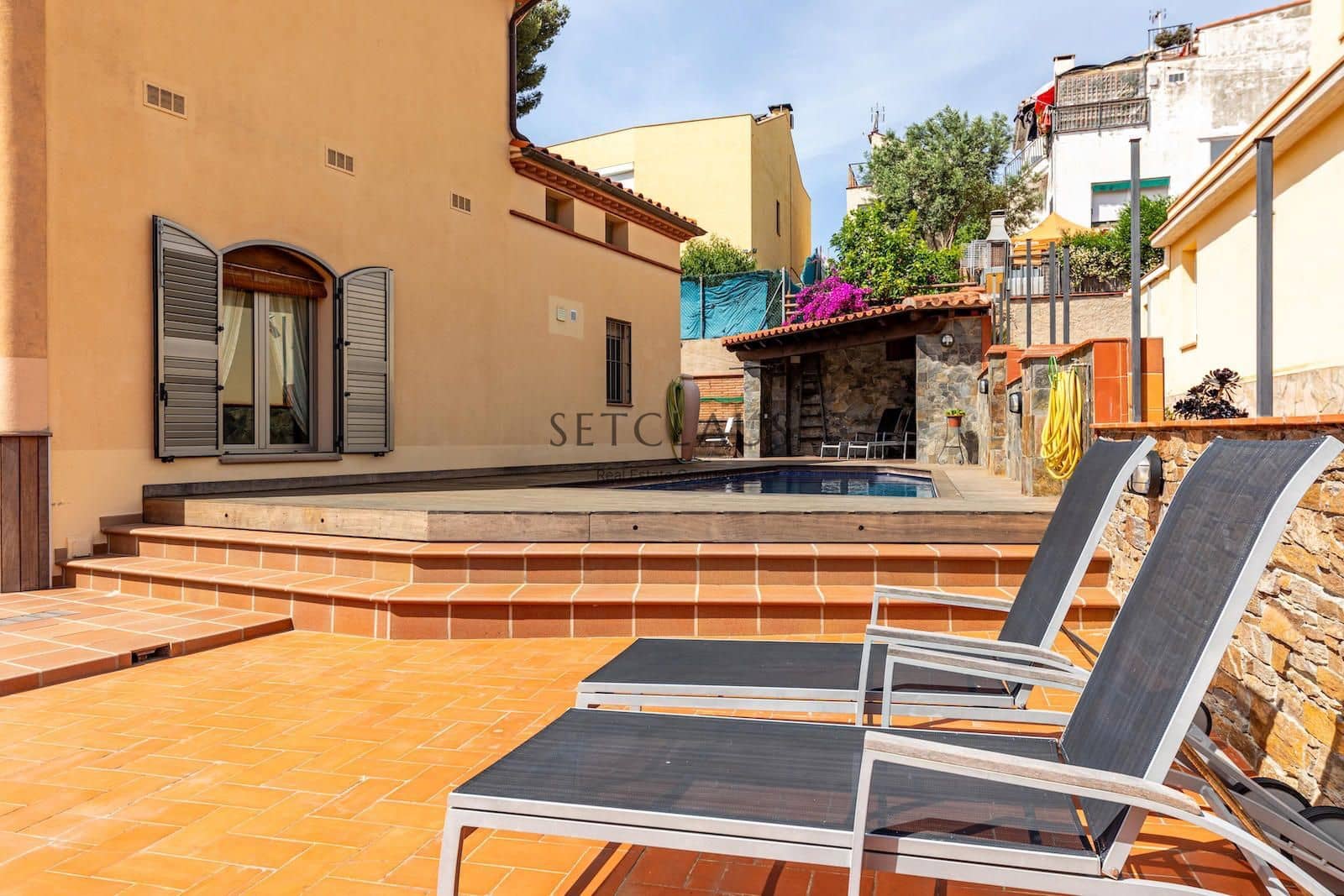 4 bedroom Villa for sale in Teia with pool garage - € 770,000 (Ref: 9035542)