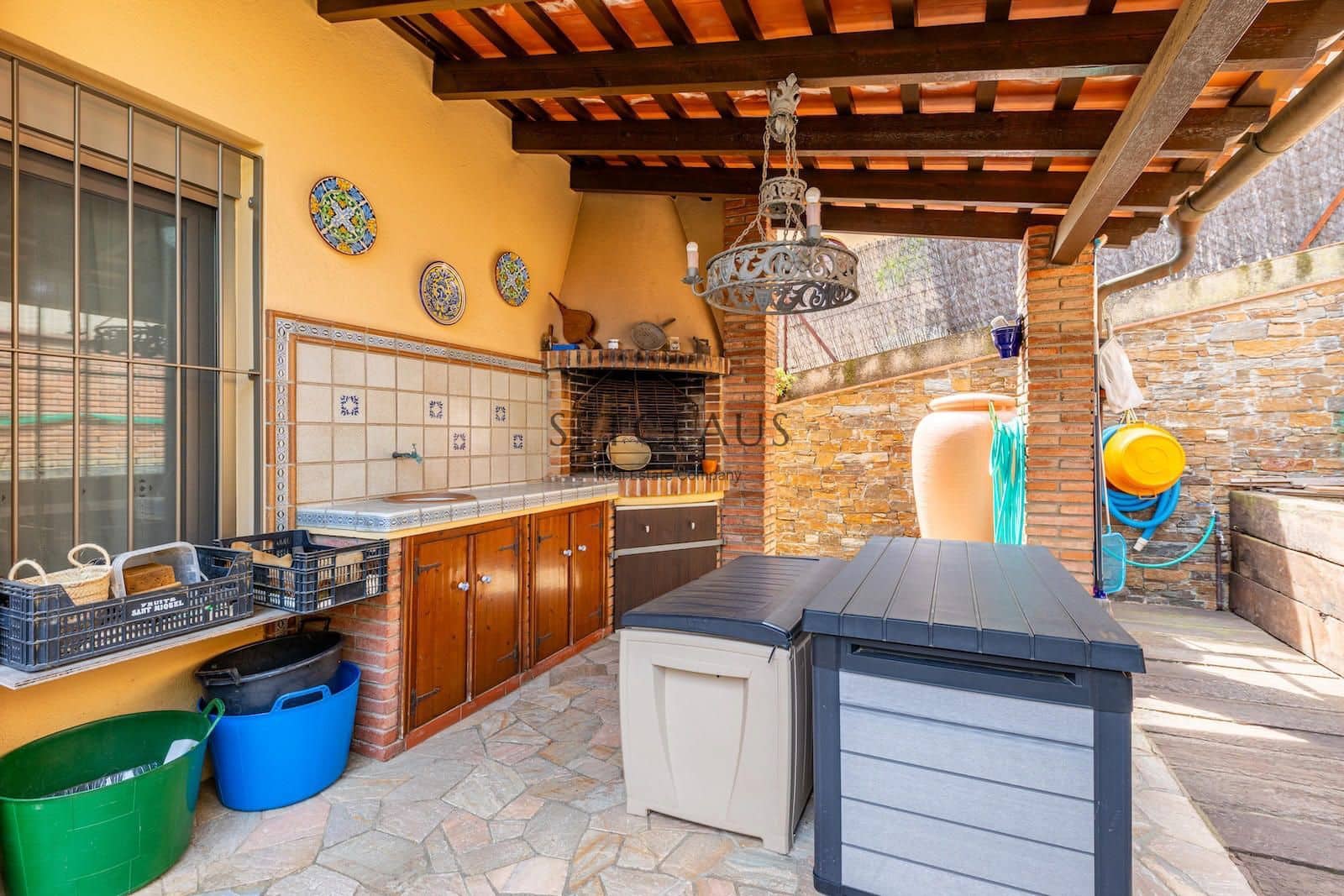 4 bedroom Villa for sale in Teia with pool garage - € 770,000 (Ref: 9035542)