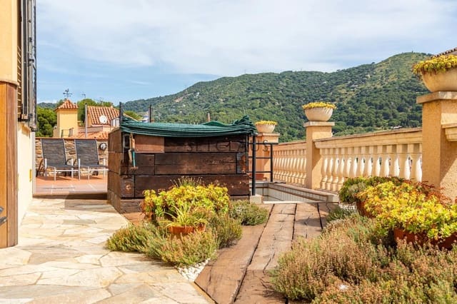 4 soverom Villa til salgs i Teià med svømmebasseng garasje - € 770 000 (Ref: 9035542)